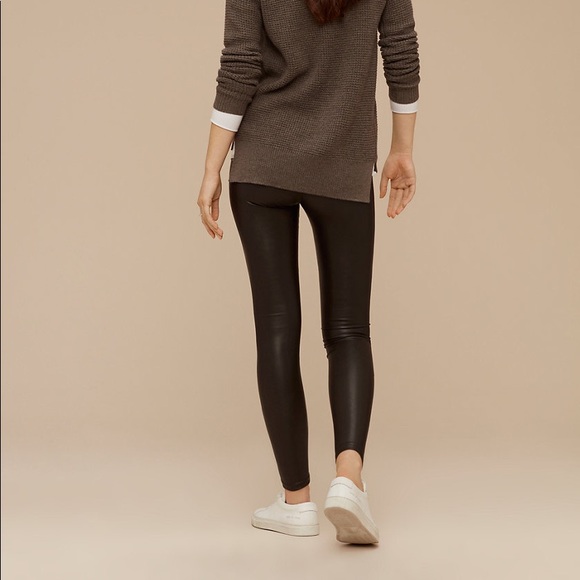 BNWOT. Wilfred Aritzia Daria Pant High-Waisted Vegan Leather Leggings. Size XS. - Picture 3 of 7